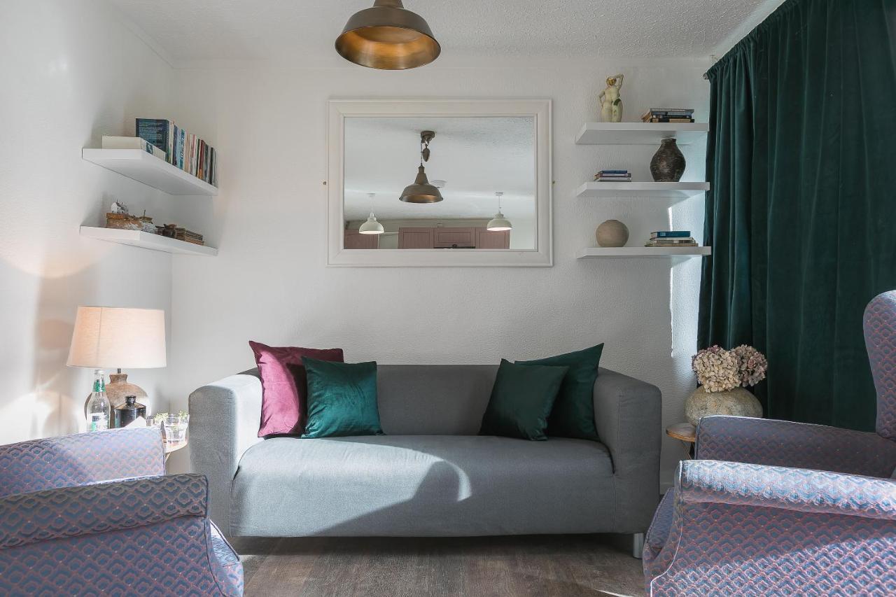 Cosy Woodland HomeUny Lelant エクステリア 写真